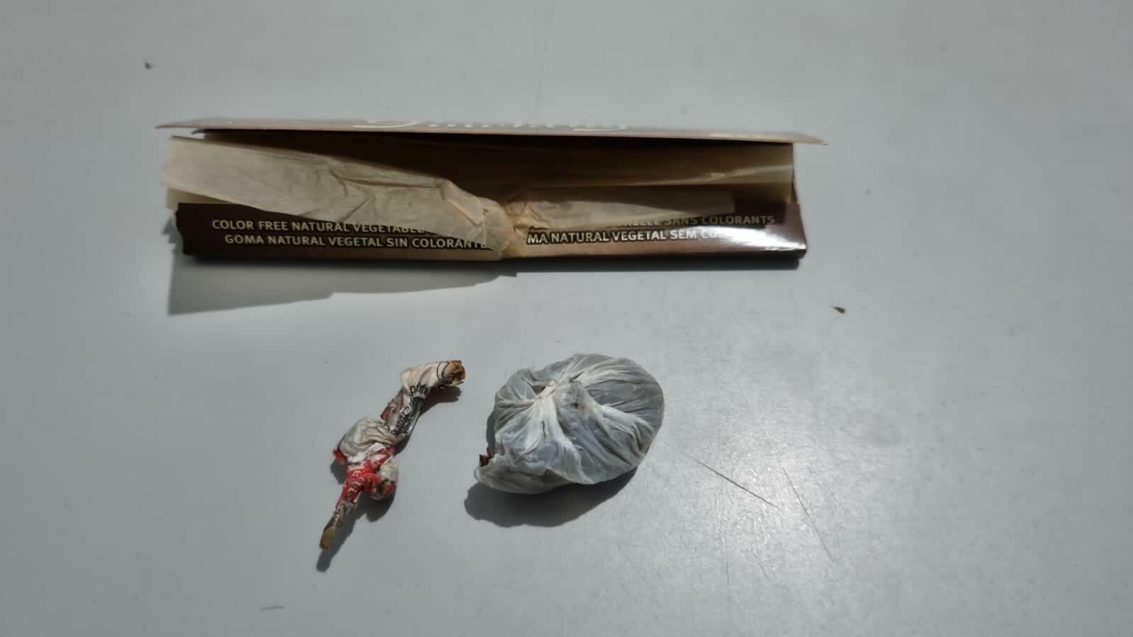 Imagem de compartilhamento para o artigo Após abordagem da PM, homem de 21 anos é encaminhado à Delegacia por porte de drogas em Figueirão da MS Todo dia